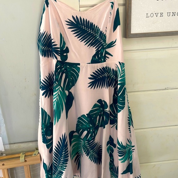 Old Navy Dresses & Skirts - Summer dress
